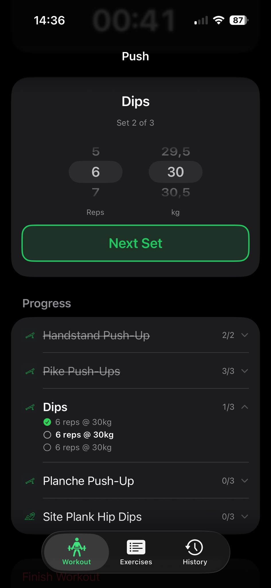 Active workout with rest timer and set logging